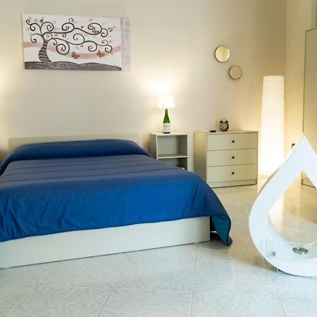 A Casa Di Nonna Ada Apartment Manduria Luaran gambar