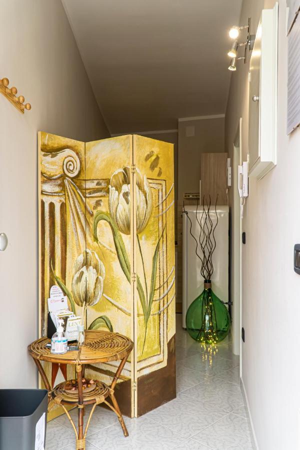 A Casa Di Nonna Ada Apartment Manduria Luaran gambar