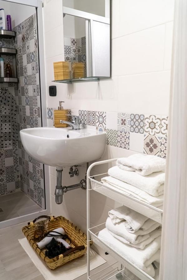 A Casa Di Nonna Ada Apartment Manduria Luaran gambar
